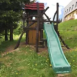 Horske Zatisi Casa de hóspedes 3*